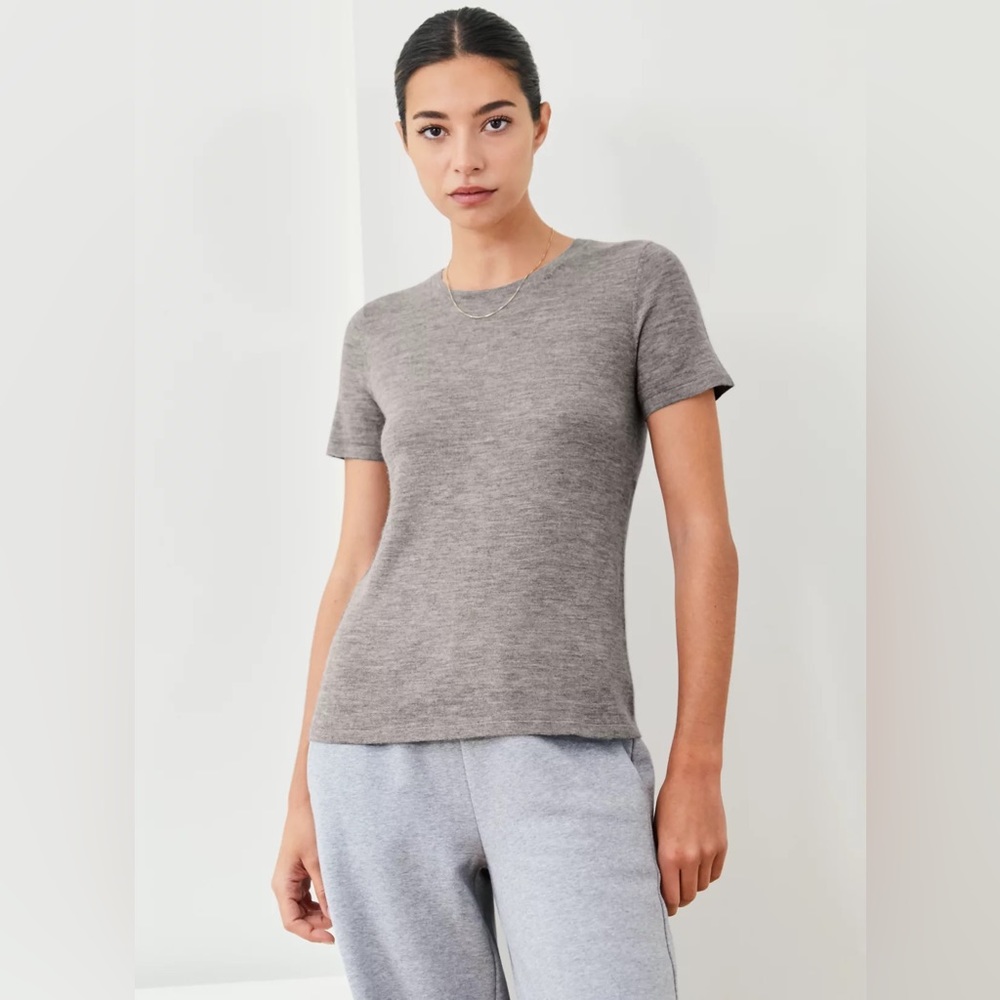 ARITZIA: The Group by Babaton Refresh Cashmere Sweater Top